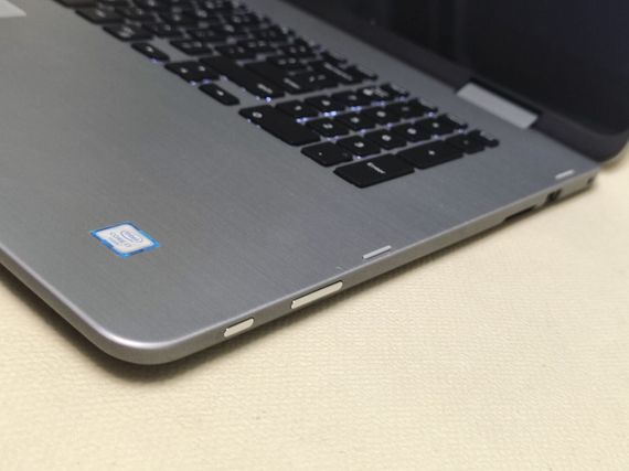 Ультрабук-трансформер Dell Inspiron 17 7778 2-in-1 / 17.3" (1920x1080) IPS Touch / Intel Core i7-6500U (2 (4) ядра по 2.5 - 3.1 GHz) / 16 GB DDR4 / 256 GB SSD / nVidia GeForce 940MX, 2 GB GDDR5, 64-bit / WebCam б/в | Зображення 5
