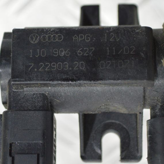 Клапан управління EGR Audi A3 A4 1.9 TDI вакуумний клапан Ауді а3 а4 1J0906627 | Зображення 3