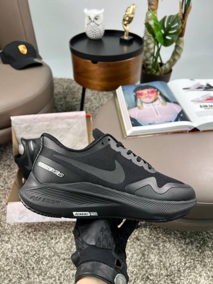 Мужские кроссовки Air Zoom Winflo 8 Shield Black Dark Gre весна / літо / осінь A3640 | Зображення 7