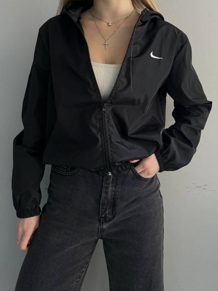 Женская короткая легкая ветровка из плащевки на молнии с капюшоном цвет черный, размер 42/46 TS110