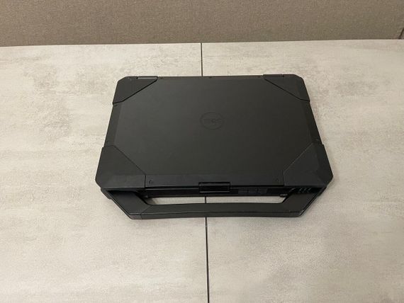 Захищений ноутбук Dell Latitude 5414 Rugged / 14" (1366x768) TN / Intel Core i7-6600U (2 (4) ядра по 2.6 - 3.4 GHz) / 16 GB DDR4 / 256 GB SSD / Intel HD Graphics 520 / Fingerprint б/в + Подарунок Дротова миша / USB | Зображення 5