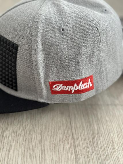 Кепка снепбек (Snapback) Шипи Сірий 56-61р (8043) | Зображення 2