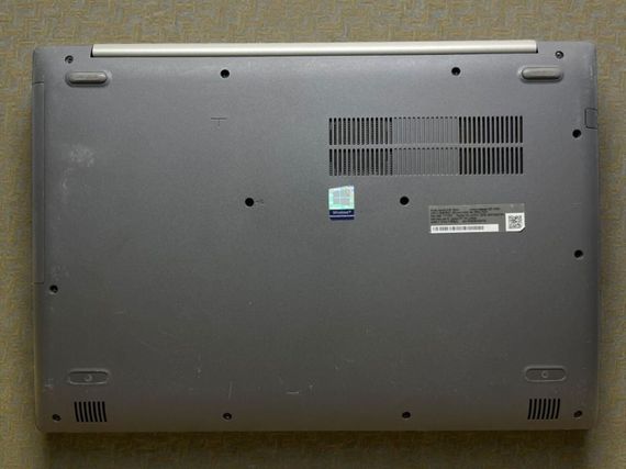 Ноутбук Б-класс Lenovo 320-15ISK / 15.6" (1366x768) TN / Intel Core i3-6006U (2 (4) ядра по 2.0 GHz) / 4 GB DDR4 / 120 GB SSD / nVidia GeForce 920MX, 2 GB GDDR3, 64-bit / WebCam б/у | Зображення 4