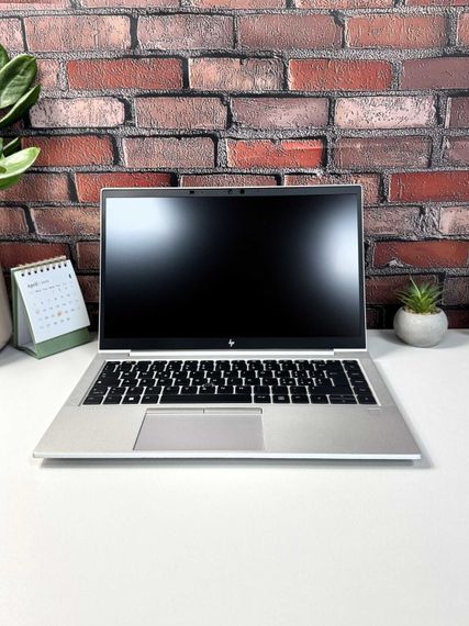 Ультрабук HP EliteBook 840 Aero G8 / 14" (1920x1080) IPS / Intel Core i5-1145G7 (4 (8) ядра по 4.4 GHz) / 16 GB DDR4 / 256 GB SSD M.2 / Intel Iris Xe Graphics / WebCam б/у | Зображення 1