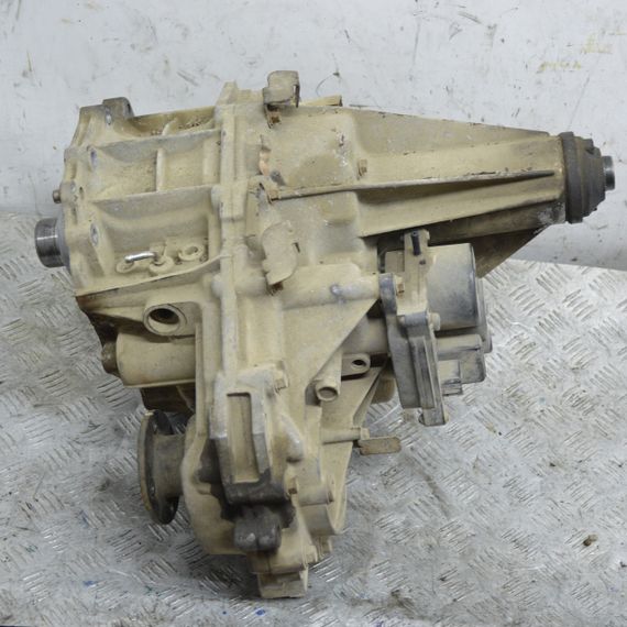 Роздатка 2.5 DCI Nissan Navara D40 2005-2014 під МКПП роздавальна коробка Ніссан Навара д40 33100-EA301 | Зображення 3