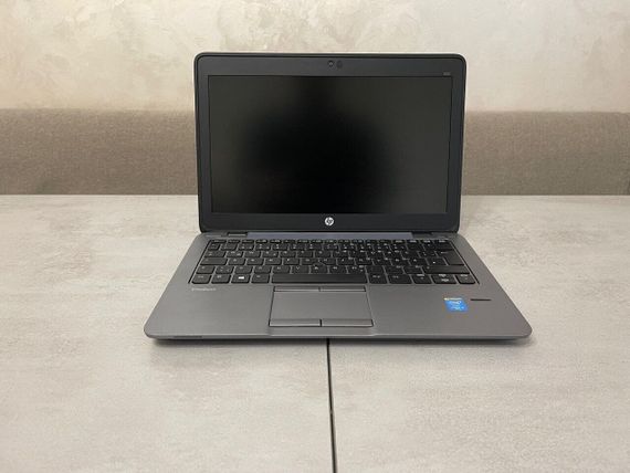 Нетбук HP ProBook 820 G2 / 12.5" (1366x768) TN / Intel Core i5-5300U (2 (4) ядра по 2.3 - 2.9 GHz) / 8 GB DDR3 / 250 GB SSD / Intel HD Graphics 5500 / WebCam б/в | Зображення 2