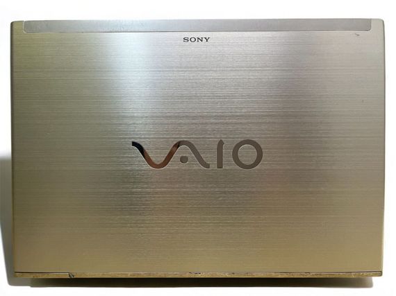 Ноутбук Б-класс Sony SVT131A11V / 13.3" (1366x768) TN / Intel Core i5-3317U (2 (4) ядра по 1.7 - 2.6 GHz) / 8 GB DDR3 / 120 GB SSD / Intel HD Graphics 4000 / WebCam б/у | Зображення 5