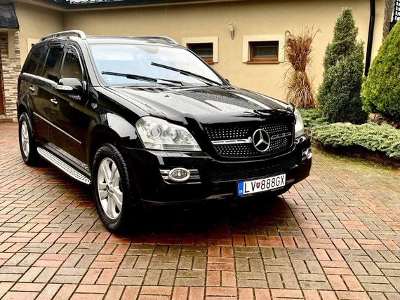 Передняя решетка Diamond для Mercedes GL сlass X164 | Зображення 1