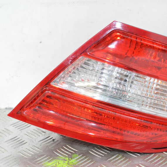 Ліхтар задній правий Mercedes C-Class W204 2007-2011 седан дорестайл Фара стоп задня права Мерседес в204 2048200264 | Зображення 1