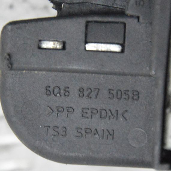 Замок кришки багажника Volkswagen Polo 2001-2009 Замок задньої двері Фольксваген Поло 6Q6827505B | Зображення 3