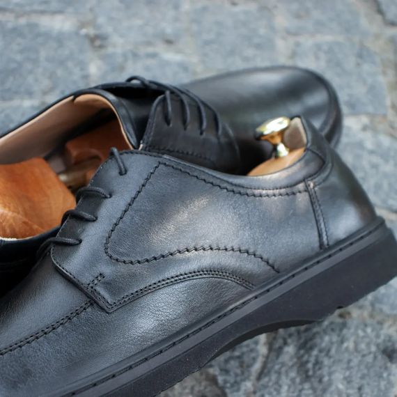 Чоловічі туфлі акуратні та якісні 45 розмір | Зображення 2