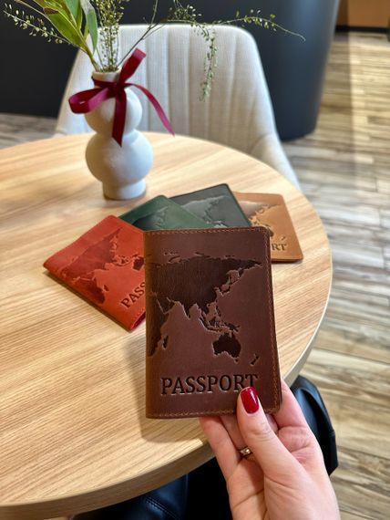 Шкіряна обкладинка для паспорта з написом Ukraine | Зображення 4