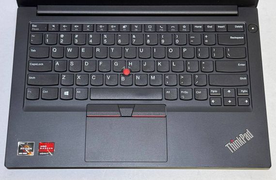 Ноутбук Lenovo ThinkPad E14 Gen 2 / 14" (1920x1080) IPS / AMD Ryzen 3 4300U (4 ядра по 2.7 - 3.7 GHz) / 12 GB DDR4 / 256 GB SSD / Intel UHD Graphics / WebCam б/в | Зображення 2