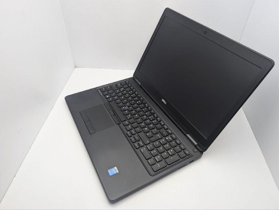 Ноутбук Dell Latitude E5550 / 15.6" (1920x1080) TN / Intel Core i3-5010U (2 (4) ядра по 2.1 GHz) / 8 GB DDR3 / 120 GB SSD / Intel HD Graphics 5500 / WebCam б/у | Зображення 6