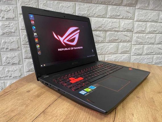 Ноутбук Asus ROG GL502VS 15,6" FHD IPS i7 6700HQ 16Gb SSD256+HDD1Tb GTX1070 | Зображення 1