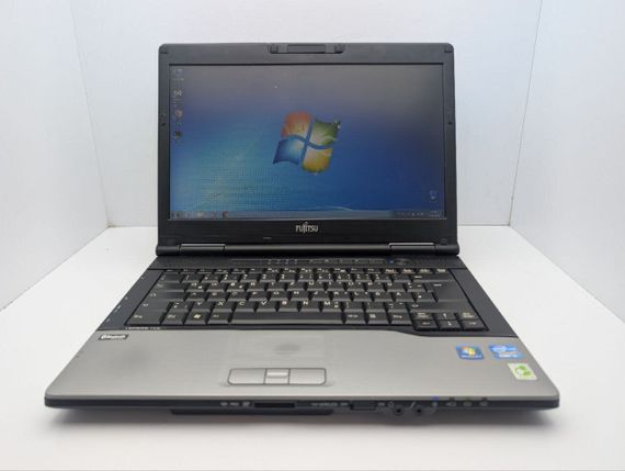 Ноутбук Fujitsu LifeBook S752 / 14" (1366x768) TN / Intel Core i5-3320M (2 (4) ядра по 2.6 - 3.3 GHz) / 6 GB DDR3 / 500 GB HDD / Intel HD Graphics 4400 б/у | Зображення 1