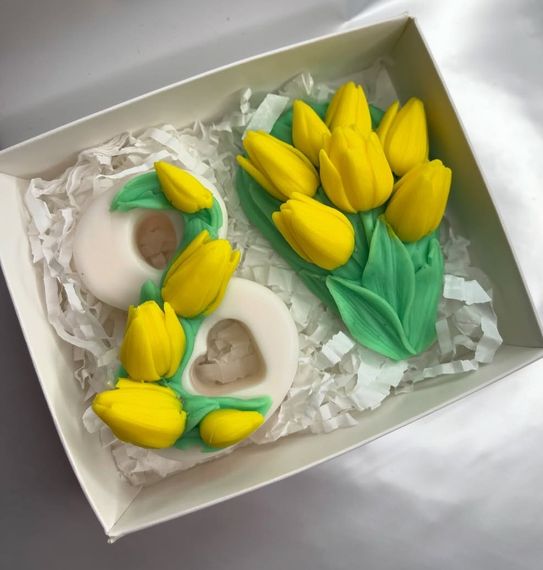 Подарочный набор мыла «8 Березня и Букет тюльпанов», мыло ручной работы | Зображення 3