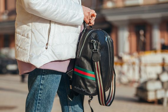 Жіночий чорний міський рюкзак з натуральної шкіри Tiding Bag - 24994 | Зображення 6