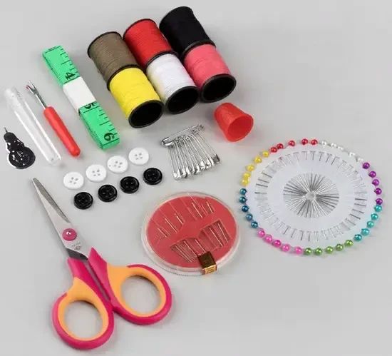 Набор для шитья Insta Sewing Kit Tasy to Thread | Зображення 3
