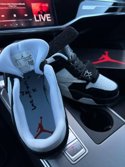 Кросівки Air Jordan x Travis Scott “Cut The Check” Black White , В'єтнам A1399 42 26.5 | Зображення 6
