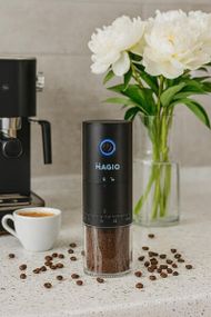 Кофемолка аккумуляторная Magio MG-198 портативная с USB Type-C регулируемый помол 25 г