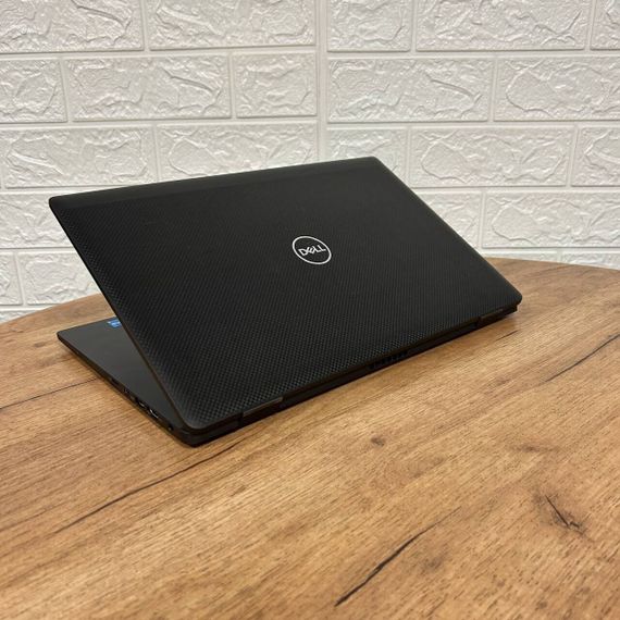 Ультрабук Б-класс Dell Latitude 7520 / 15.6" (1920x1080) IPS / Intel Core i5-1135G7 (4 (8) ядра по 2.4 - 4.2 GHz) / 8 GB DDR4 / 256 GB SSD / Intel Iris Xe Graphics / WebCam б/у | Зображення 5