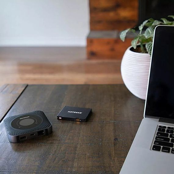 NETGEAR Змінний літій-іонний акумулятор W-10A для мобільних маршрутизаторів NETGEAR Nighthawk M1/M2 (MHBTR10-10000S) | Зображення 2