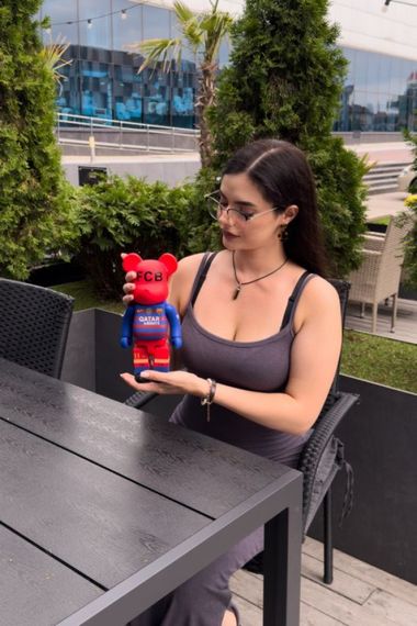 Фигурка Bearbrick FCB дизайнерська статуетка ведмідь Беарбрік 28 см mb039 червоний с синім | Зображення 2