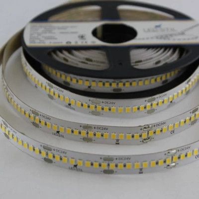 Светодиодная лента LED-STIL 4000K 22 Вт/м 2835 240 діодів IP33 24 Вольта 3600 lm нейтральне світло | Зображення 1