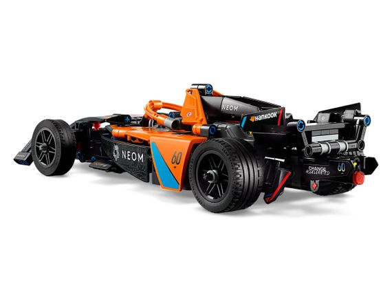Конструктор LEGO Technic Автомобіль для перегонів NEOM McLaren Formula E 42169 | Зображення 5
