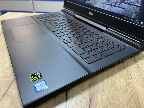Ноутбук Dell Inspiron 15 7567 Gaming 15.6 FHD i5 7300HQ/8Gb/HHD1Tb/GTX1050-4Gb | Зображення 4