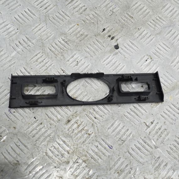 Рамка годинника Ford Mondeo III 2000-2007 декоративна накладка світло сірий Форд Мондео 3 4S71F044K08 | Зображення 4