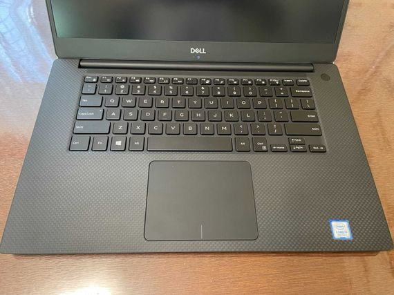 Мобильная рабочая станция Dell Precision 5530 / 15.6" (3840x2160) IPS Touch / Intel Core i7-8850H (6 (12) ядер по 2.6 - 4.3 GHz) / 16 GB DDR4 / 512 GB SSD / nVidia Quadro P2000, 4 GB GDDR5, 128-bit / WebCam б/у | Зображення 3