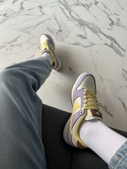 Кросівки Dunk Low Premium Lilac Bloom WMNS | Зображення 6