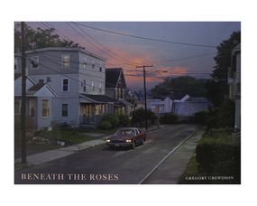Книги про фотографів роботи Грегорі Крюдсона Gregory Crewdson "Beneath the Roses" книга про мистецтво фотографії