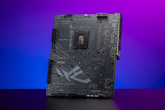 Материнcька плата ASUS  ROG MAXIMUS Z790 HERO BTF s1700 Z790 4xDDR5 M.2 HDMI USB Type-C Wi-Fi BT ATX чорний приховане підключення роз'ємів (90MB1H50-M0EAY0) | Зображення 4