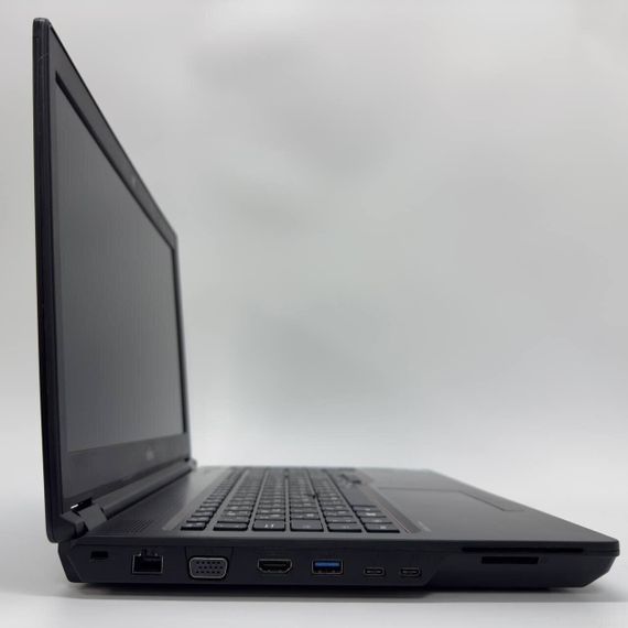 Мобільна робоча станція Fujitsu Celsius H780 / 15.6" (1920x1080) IPS / Intel Core i7-8750H (6 (12) ядер по 2.2 - 4.1 GHz) / 16 GB DDR4 / 512 GB SSD / nVidia Quadro P600, 4 GB GDDR5, 128-bit / WebCam б/в + Подарунок Мишка та килимок | Зображення 6
