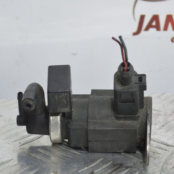 Вакуумний клапан EGR Audi A8 D3 4.0 TDI соленоїдний клапан Ауді а8 057906630A | Зображення 2