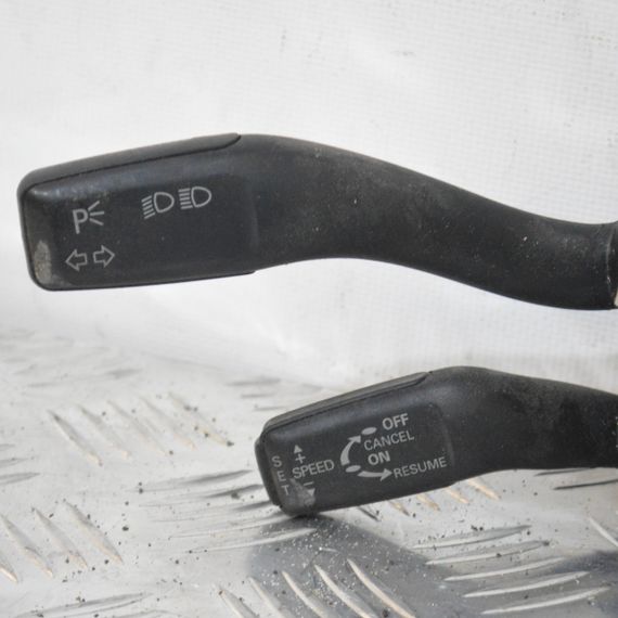 Підрульовий перемикач лівий Volkswagen Golf V Jetta III 2003-2010 Перемикач поворотів круїз контролю Фольксваген 8P0953513B | Зображення 1