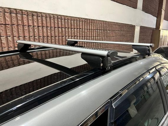 Багажник (поперечины) на интегрированные рейлинги Wizard V2 (2 шт) 125 см, Серый для Kia Soul III 2019- гг