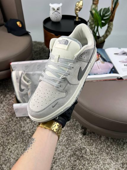Чоловічі кросівки SB  Dunk  Low x The North Face Grey White  , В'єтнам 43 27,5 | Зображення 8