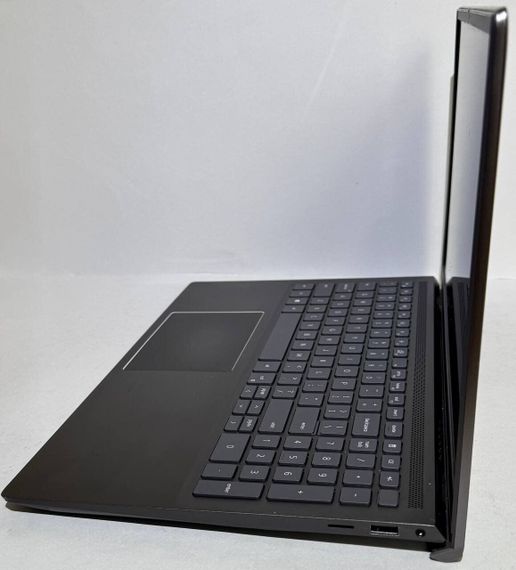 Игровой ультрабук Dell Vostro 7500 / 15.6" (1920x1080) IPS / Intel Core i5-10300H (4 (8) ядра по 2.5 - 4.5 GHz) / 16 GB DDR4 / 256 GB SSD / nVidia GeForce GTX 1650, 4 GB GDDR6, 128-bit / WebCam б/у | Зображення 4