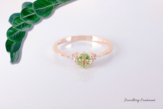 Кольцо из красного золота с хризолитом 20 | Зображення 8