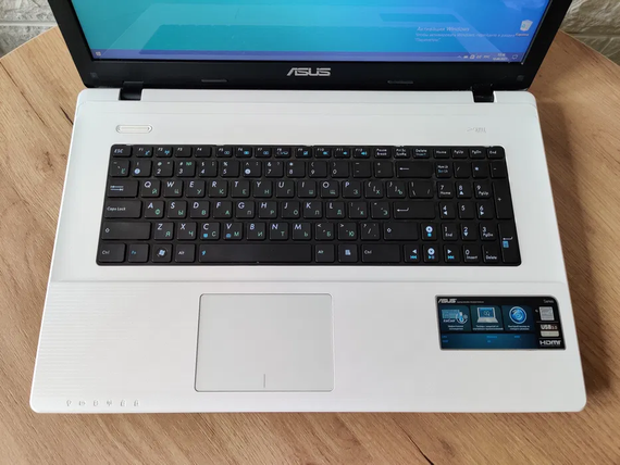 Ноутбук Asus X75V WHITE/17.3 HD+/Pentium 2020M/4Gb/HDD500Gb/nVidia 720M-2Gb | Зображення 3