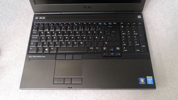Робоча станція Dell Precision M4800 / 15.6" (1920x1080) TN / Intel Core i7-4700MQ (4 (8) ядра по 2.4 - 3.4 GHz) / 8 GB DDR3 / 240 GB SSD / nVidia Quadro K2100M, 2 GB GDDR5, 128-bit / DVD-RW / Windows 10 Pro б/в | Зображення 2