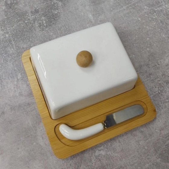 Маслянка з ножем PJ02054 Interos