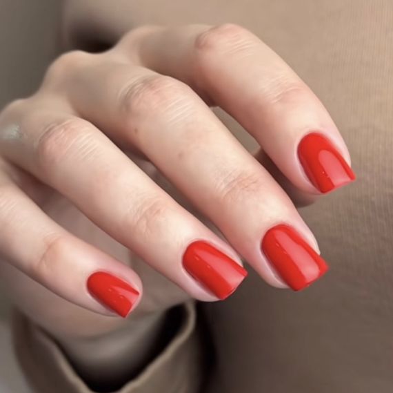 Гель-лак Toki-Toki Lady in Red LR 03 танго 5мл