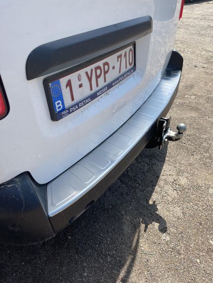 Накладка на задний бампер с загибом OmsaLine (нерж) Короткая/Средняя базы для Peugeot Traveller 2017-2024 гг | Зображення 6