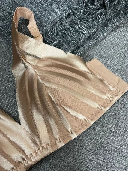 Бюстгальтер с треугольными чашками без косточек из микрофибры и тюля, Love and bra Jenny, размер 5B(90B)bronze | Зображення 2