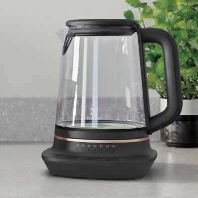Електрочайник Electrolux E7GK1-8BP | Зображення 3